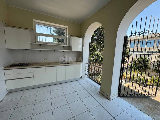 Satılır 5 otaqlı həyət evi/bağ evi 320 m², Şüvəlan q., photo 18 from 20