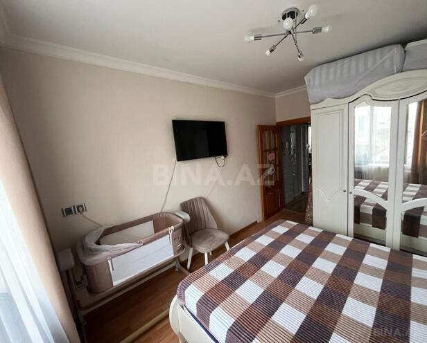 Satılır 2 otaqlı köhnə tikili 65 m², 8 Noyabr m., photo 12 from 26