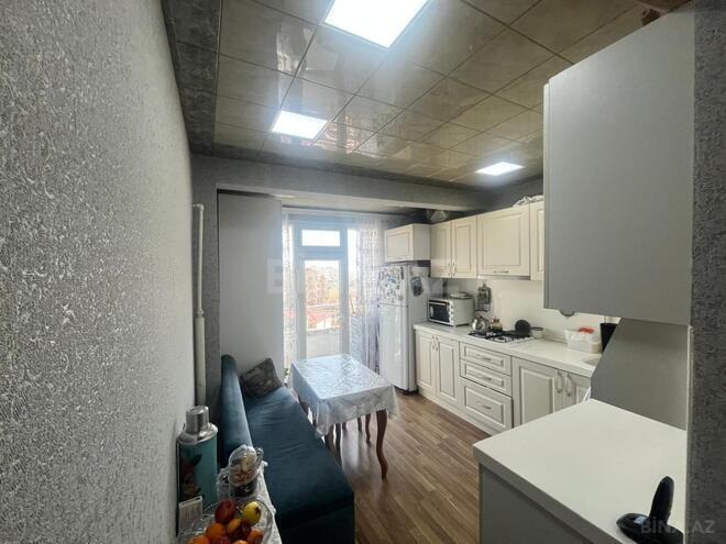 Satılır 2 otaqlı köhnə tikili 65 m², 8 Noyabr m., photo 1 from 26