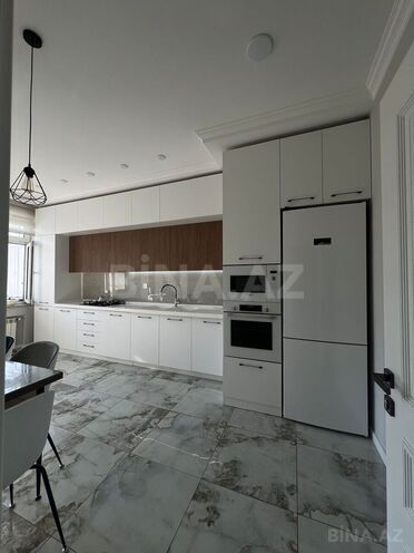 Сдаётся 3-комн. новостройка 110 м², м. Кара Караев, photo 14 from 19