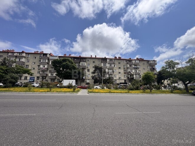 Satılır 2 otaqlı köhnə tikili 58 m², Neftçilər m., photo 4 from 12