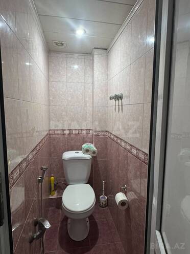 Satılır 2 otaqlı köhnə tikili 65 m², Bakıxanov q., photo 13 from 14