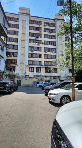 Satılır 3 otaqlı köhnə tikili 90 m², Gənclik m., photo 12 from 18
