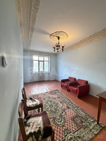 Satılır 2 otaqlı köhnə tikili 60 m², Yasamal r., photo 1 from 11
