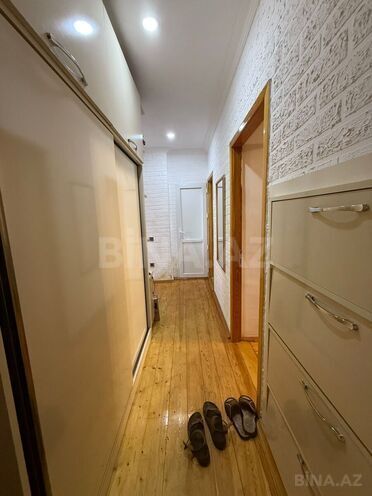 Satılır 3 otaqlı köhnə tikili 62 m², Bakıxanov q., photo 1 from 29