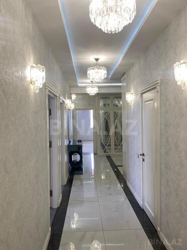 Продаётся 4-комн. новостройка 181 м², м. Кара Караев, photo 13 from 18