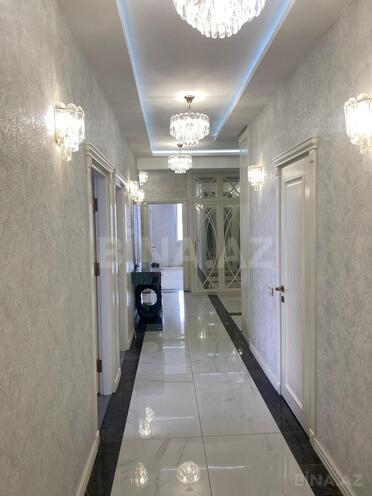 Продаётся 4-комн. новостройка 181 м², м. Кара Караев, photo 12 from 18