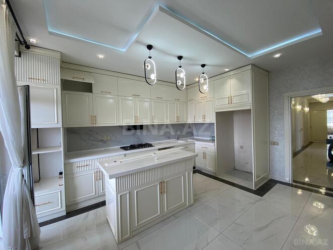 Продаётся 4-комн. новостройка 181 м², м. Кара Караев, photo 3 from 18