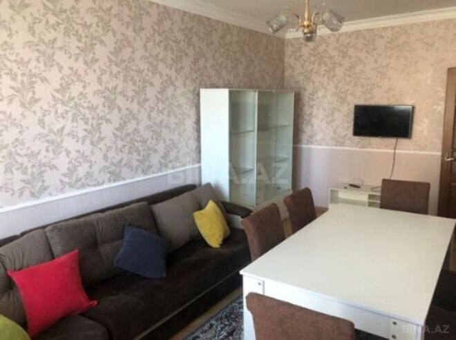 Сдаётся 3-комн. вторичка 70 м², м. Гянджлик, photo 6 from 19
