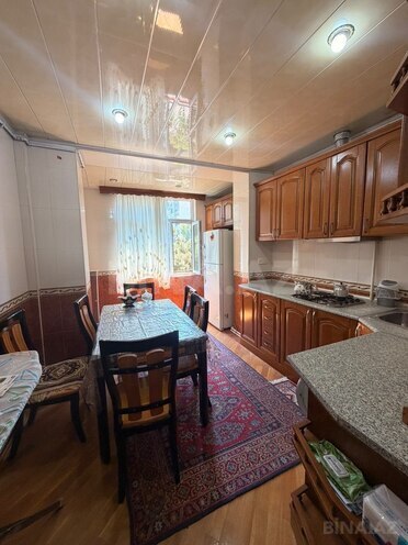 Satılır 2 otaqlı köhnə tikili 70 m², Həzi Aslanov m., photo 1 from 15