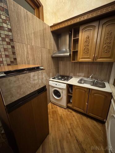 İcarəyə verilir 4 otaqlı köhnə tikili 210 m², Sahil m., photo 17 from 19