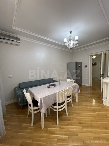 İcarəyə verilir 4 otaqlı yeni tikili 200 m², 28 May m., photo 16 from 24