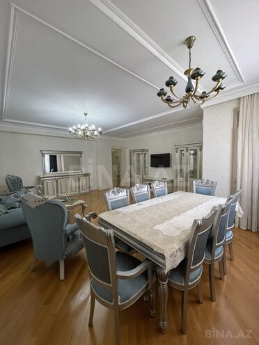 İcarəyə verilir 4 otaqlı yeni tikili 200 m², 28 May m., photo 5 from 24