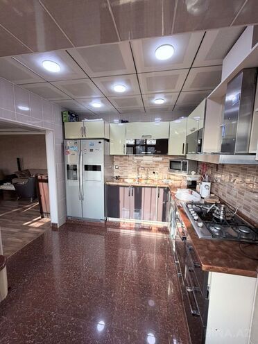 İcarəyə verilir 4 otaqlı köhnə tikili 120 m², Azadlıq Prospekti m., photo 1 from 15
