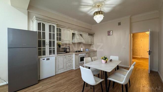 İcarəyə verilir 3 otaqlı yeni tikili 170 m², 28 May m., photo 31 from 32