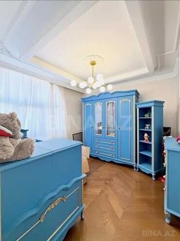 Satılır 3 otaqlı köhnə tikili 213 m², Sahil m., photo 9 from 15
