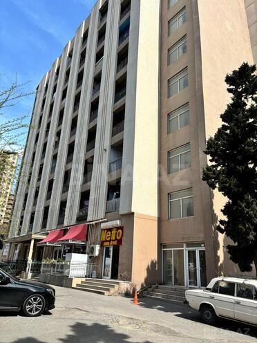 Satılır 1 otaqlı köhnə tikili 34 m², Gənclik m., photo 1 from 15