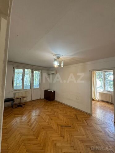 Satılır 2 otaqlı köhnə tikili 40 m², Elmlər Akademiyası m., photo 1 from 16
