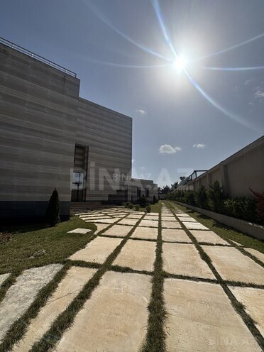 Satılır 8 otaqlı həyət evi/bağ evi 650 m², Novxanı q., photo 1 from 32