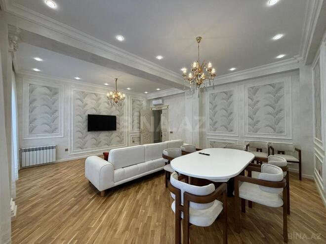 İcarəyə verilir 3 otaqlı yeni tikili 140 m², Ağ şəhər q., photo 1 from 25