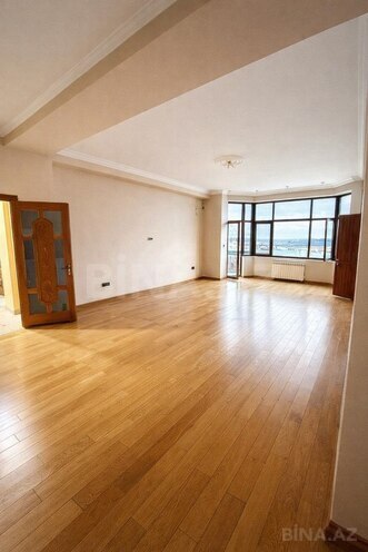 Satılır 3 otaqlı yeni tikili 147 m², Sahil m., photo 3 from 11