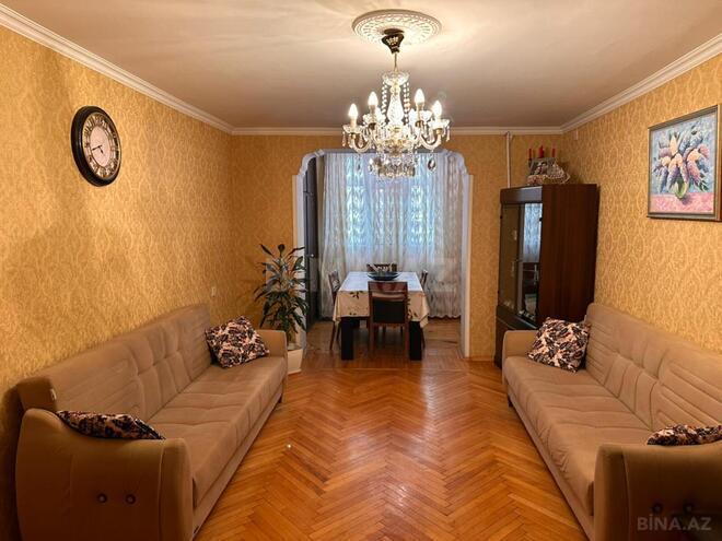 Продаётся 3-комн. вторичка 75 м², м. Низами, photo 6 from 10