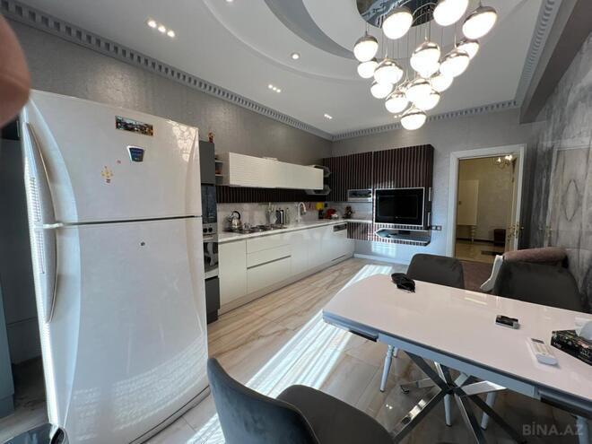 Продаётся 4-комн. новостройка 230 м², м. Низами, photo 19 from 27