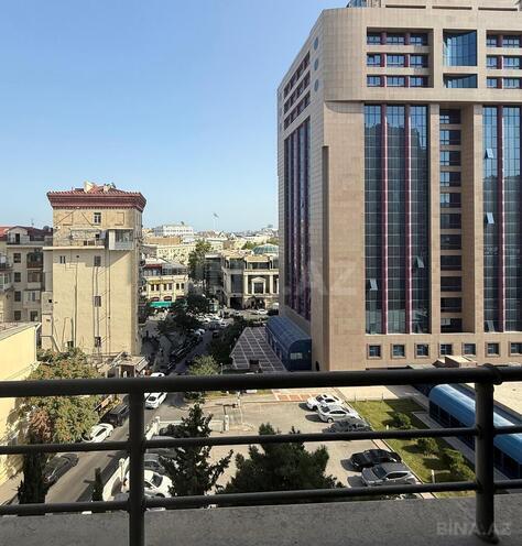 İcarəyə verilir 4 otaqlı yeni tikili 211 m², Sahil m., photo 8 from 14