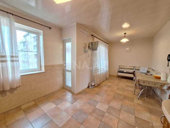 İcarəyə verilir 3 otaqlı köhnə tikili 135 m², Elmlər Akademiyası m., photo 9 from 17