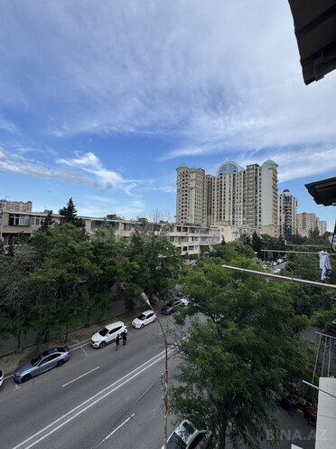 İcarəyə verilir 3 otaqlı köhnə tikili 75 m², Elmlər Akademiyası m., photo 11 from 12