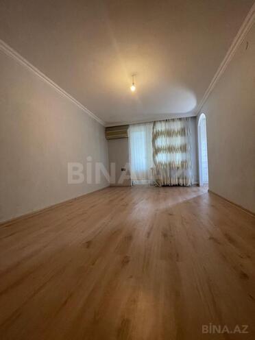 Satılır 3 otaqlı köhnə tikili 75 m², Elmlər Akademiyası m., photo 3 from 28