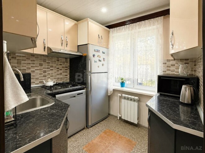 Satılır 3 otaqlı köhnə tikili 90 m², Neftçilər m., photo 10 from 15