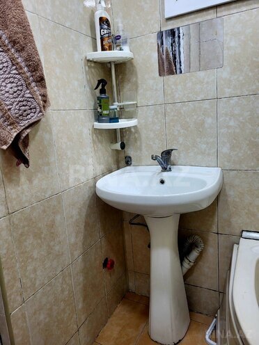 İcarəyə verilir 2 otaqlı köhnə tikili 50 m², İnşaatçılar m., photo 10 from 12