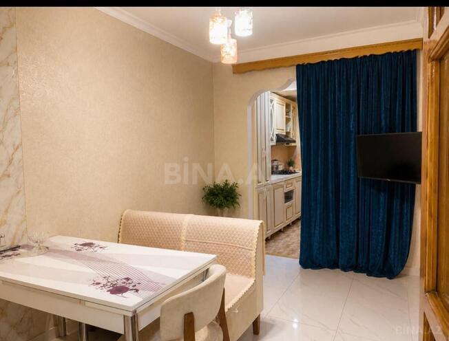 Satılır 4 otaqlı köhnə tikili 120 m², Əhmədli m., photo 10 from 15