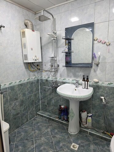 Satılır 3 otaqlı köhnə tikili 55 m², Xalqlar Dostluğu m., photo 9 from 11