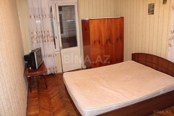 Satılır 1 otaqlı köhnə tikili 35 m², Gənclik m., photo 1 from 9