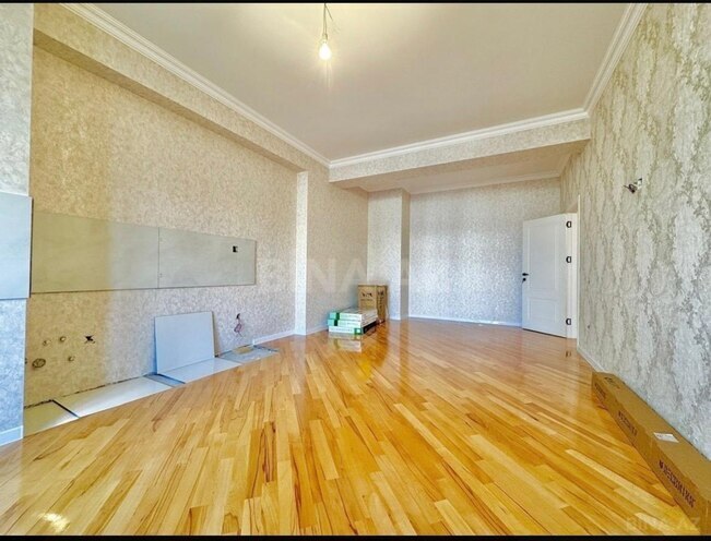 Продаётся 3-комн. новостройка 83 м², м. Кара Караев, photo 4 from 9