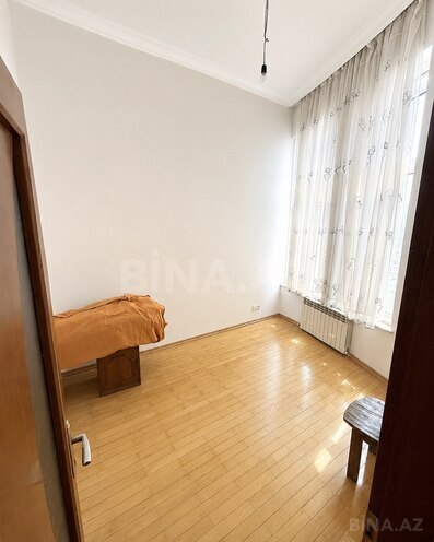 Продаётся 4-комн. новостройка 120 м², м. Низами, photo 12 from 16