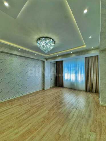 Продаётся 2-комн. новостройка 75 м², м. Кара Караев, photo 1 from 11
