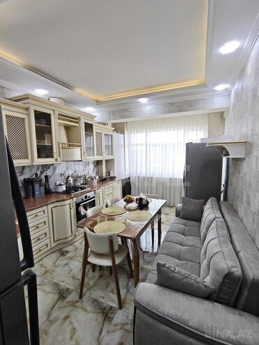 Satılır 2 otaqlı köhnə tikili 45 m², İnşaatçılar m., photo 4 from 8