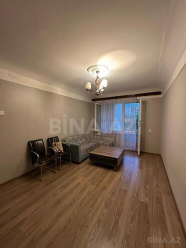 Сдаётся 2-комн. вторичка 55 м², м. Нефтчиляр, photo 3 from 10