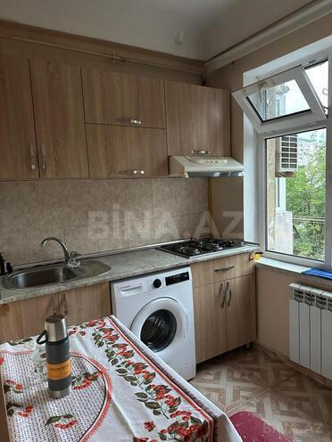 Сдаётся 2-комн. вторичка 55 м², м. Нефтчиляр, photo 6 from 10
