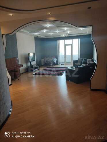 Продается 3-комн. новостройка 125 м², м. Низами, photo 1 from 18