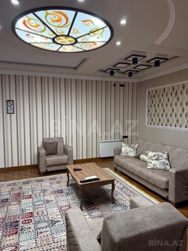 İcarəyə verilir 3 otaqlı yeni tikili 150 m², 28 May m., photo 1 from 14