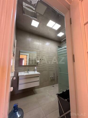 Сдаётся 3-комн. новостройка 125 м², м. Низами, photo 22 from 27