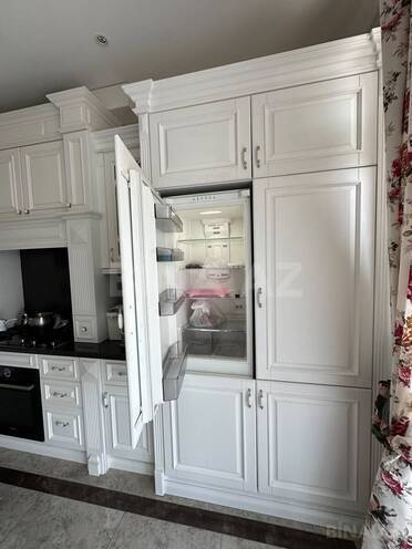 Сдаётся 3-комн. новостройка 125 м², м. Низами, photo 16 from 27