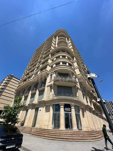Сдаётся 3-комн. новостройка 125 м², м. Низами, photo 25 from 27