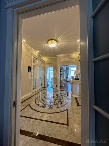 Сдаётся 3-комн. новостройка 125 м², м. Низами, photo 3 from 27