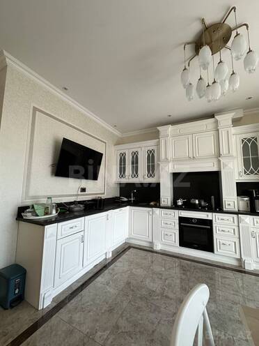 Сдаётся 3-комн. новостройка 125 м², м. Низами, photo 15 from 27