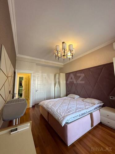 Сдаётся 3-комн. новостройка 125 м², м. Низами, photo 8 from 27